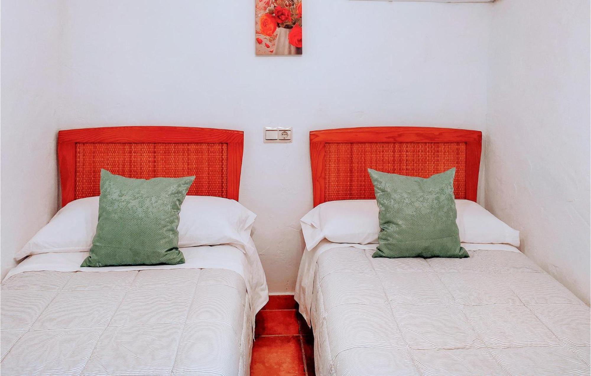 Gorgeous Home In Cajiz With Wifi Cajís Extérieur photo