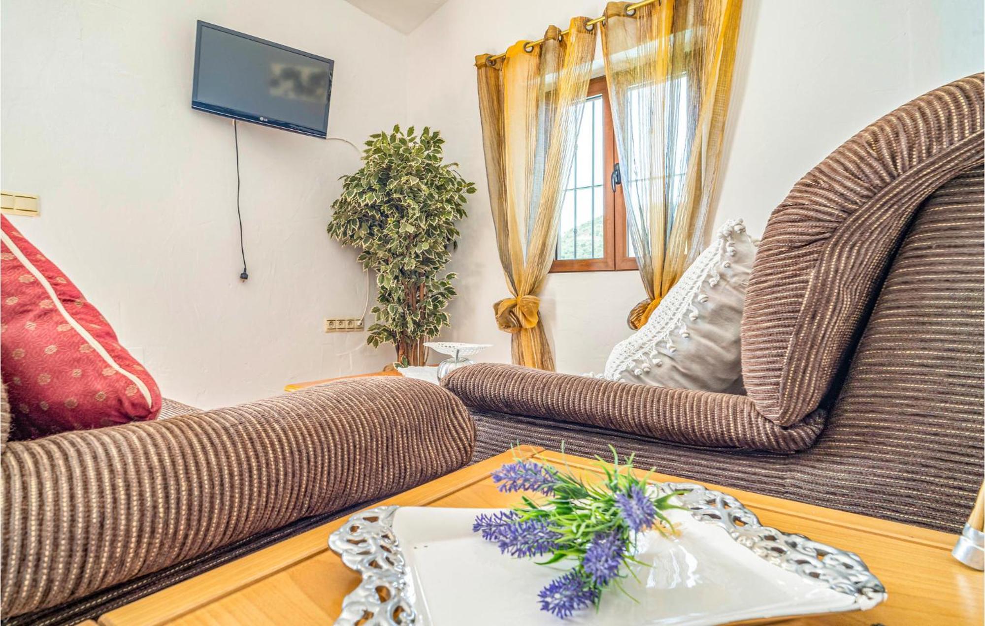 Gorgeous Home In Cajiz With Wifi Cajís Extérieur photo
